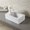 Lavabo de baño rectangular pequeño para colgar en la pared