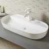 Lavabo de baño grande de color blanco con orificio para grifo